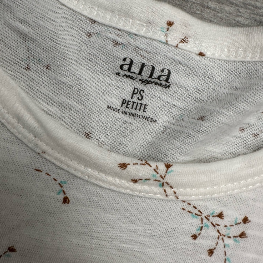 ANA tee - Picture 3 of 3